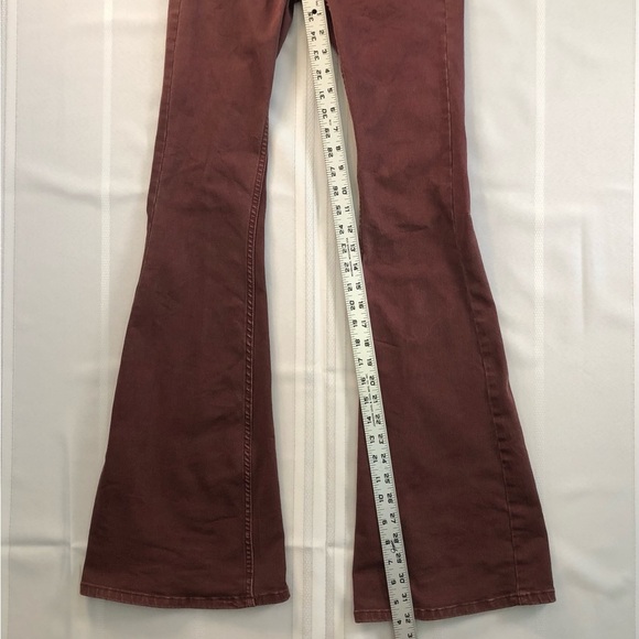We The Free Pull on Flared Burgundy Jean Pants Size 25 - Picture 6 of 11